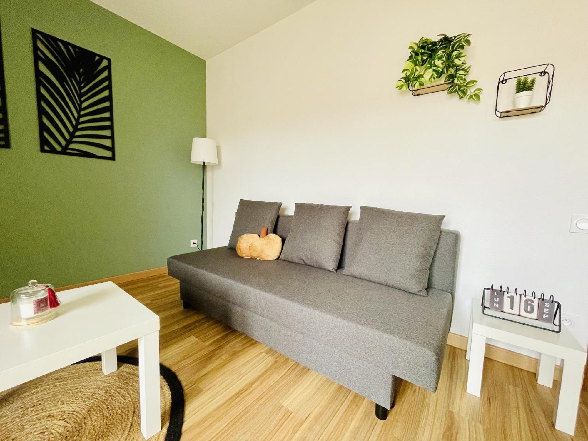 L'escale Aux 3 Frontieres, Parking, Wifi, Balcon Apartment Saint-Avold