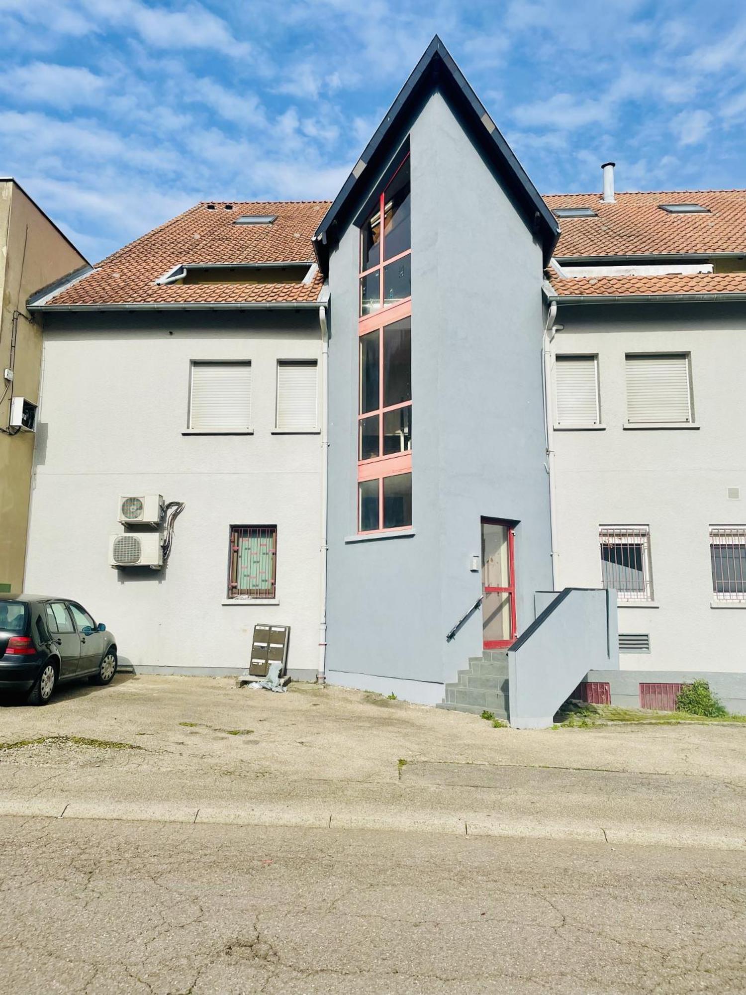 Apartment L'escale Aux 3 Frontieres, Parking, Wifi, Balcon Saint-Avold