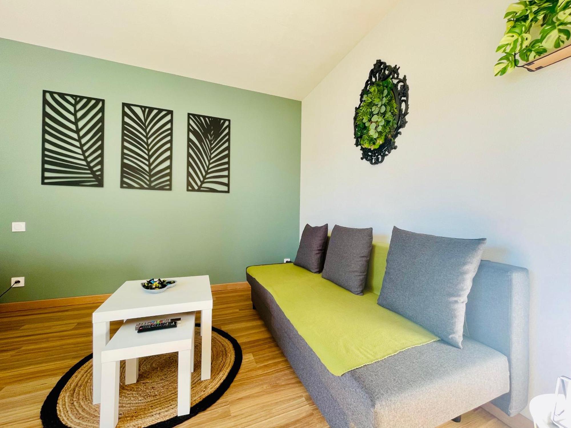 Apartment L'escale Aux 3 Frontieres, Parking, Wifi, Balcon